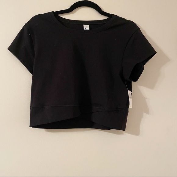 PowerChill Cropped Cross-Front T-Shirt Old Navy - Picture 2 of 5